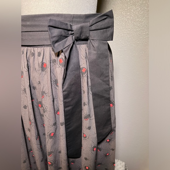 Sourpuss Black Widow Spider Swing Skirt size XL - Picture 7 of 10